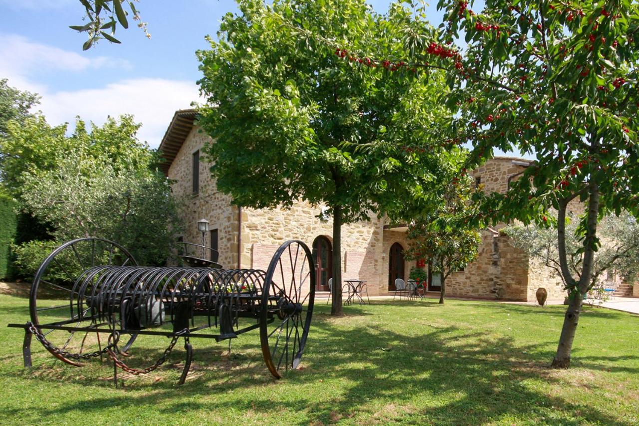 Santa Maria Degli Ancillotti Guest House Petrignano Exterior photo